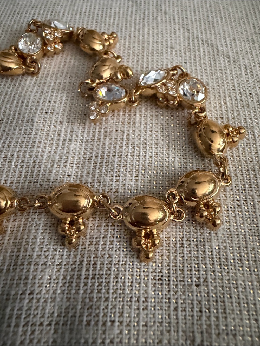 Vintage Swarovski Gold Clear Crystal Trefoil Station Link Necklace - Picture 9 of 9